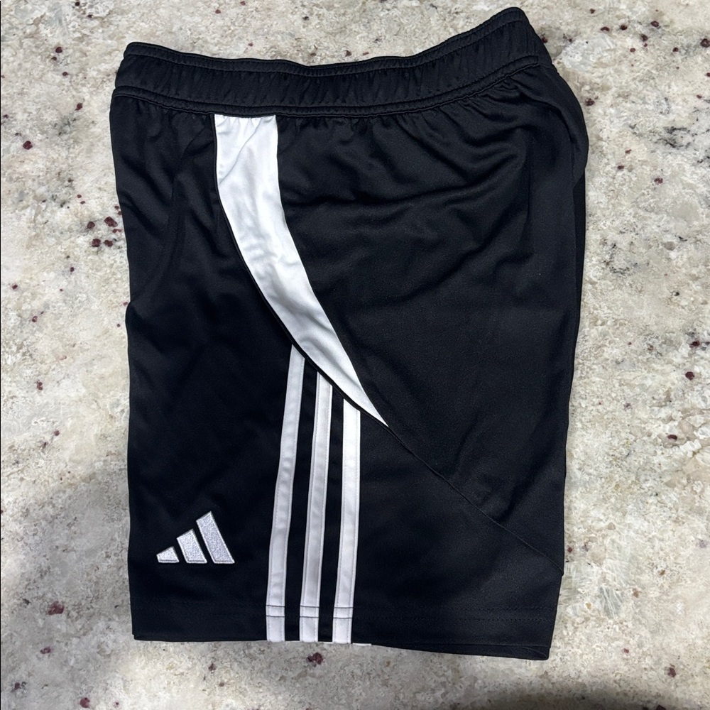 Adidas Kids Shorts, Size M (11-12Y), Black and white Brand New, Never Worn. - Picture 5 of 6